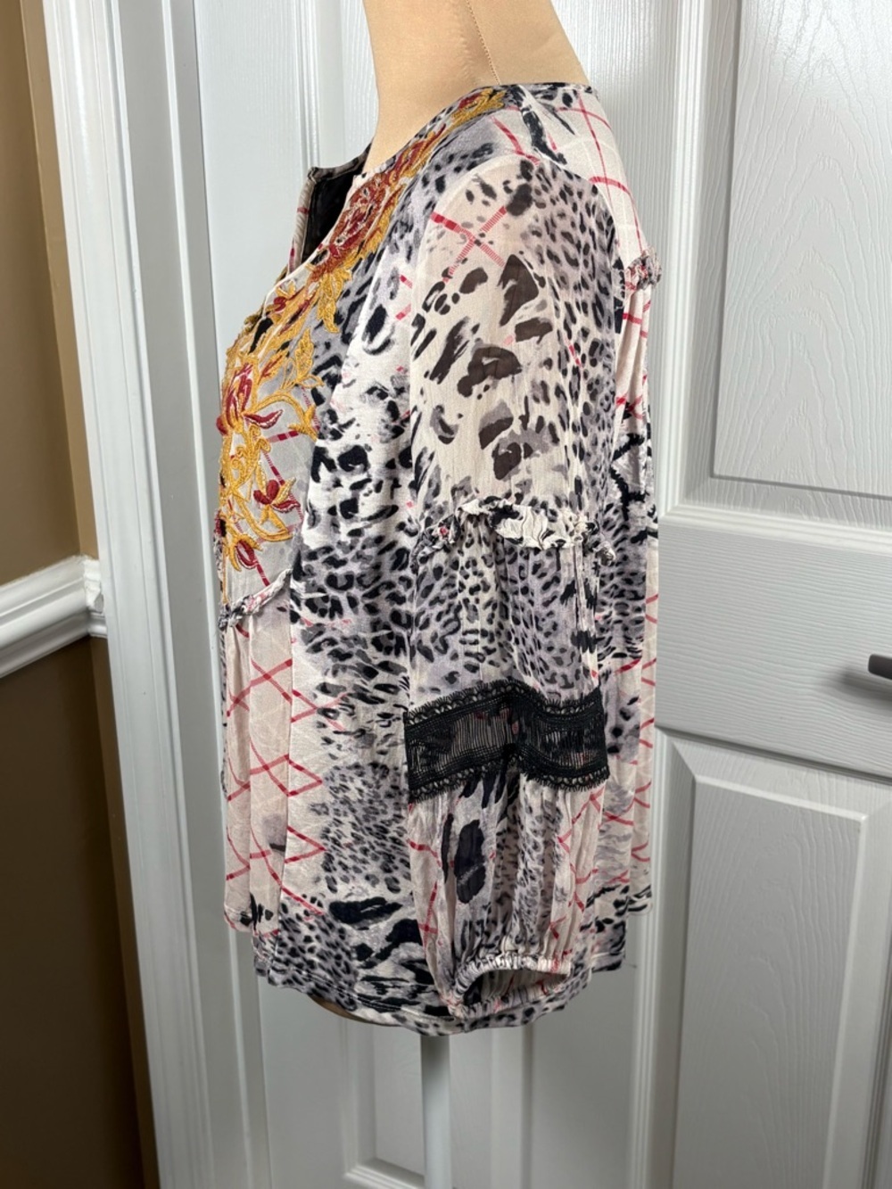Anthropologie White Mixed-Print Embroidered Peasant Blouse - Picture 6 of 13